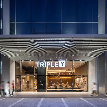 Triple Y Hotel Bangkok Exteriör bild