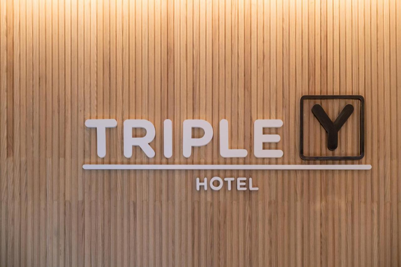 Triple Y Hotel Bangkok Exteriör bild